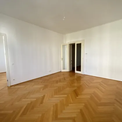 TOPZUSTAND + UNBEFRISTET + nächst PARADISGASSE! - Bild 3