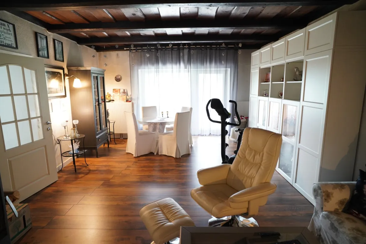 Großes Haus mit 2 Wohneinheiten und Garten in Gedersdorf - Bild 1