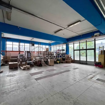 Attraktives (Gewerbe-)Lager mit Lastenlift, Büro und Parkplätze (EG, 513qm) - Bild 2