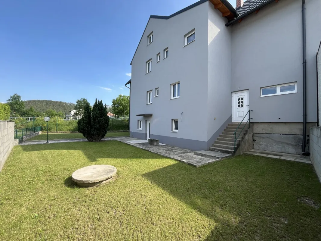 Energieeffizientes Mehrfamilienhaus mit Potential in Pottschach - Bild 1