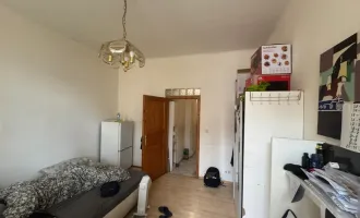 Charmante Altbauwohnung mit Lift im Herzen Hernals – Ideale Starter- oder Anlegerwohnung