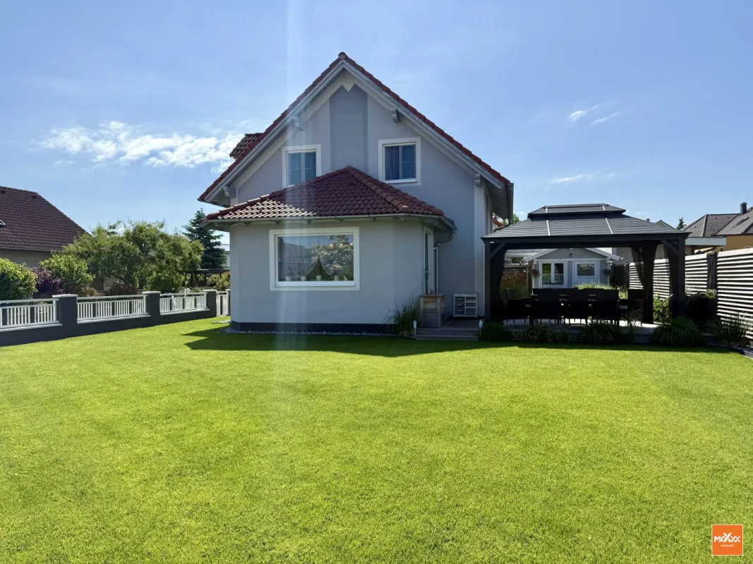 Wohnen wie im Urlaub – Charmantes Einfamilienhaus mit Seezugang - Bild 1