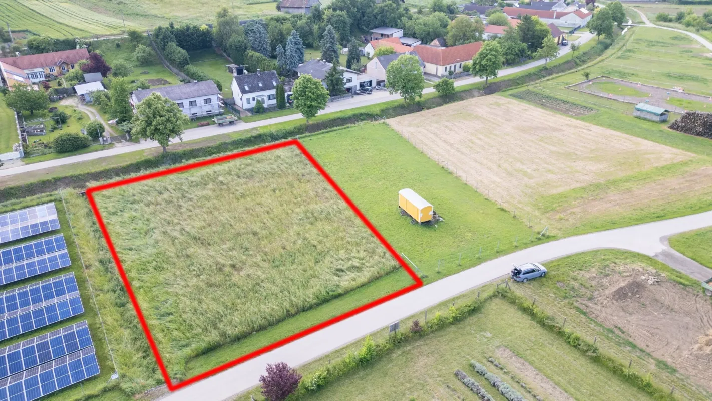 Großes Grundstück in Ruhelage! Erfüllen Sie sich ihren Traum vom Haus! - Bild 1