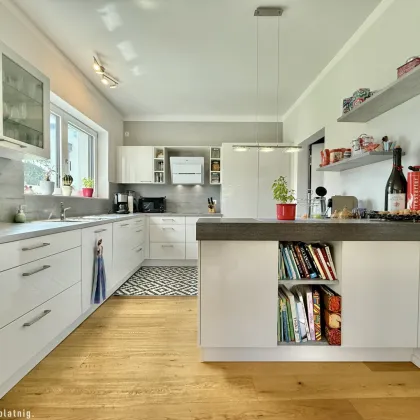 NEUWERTIGES REIHENHAUS IN WIEN! 6 ZIMMER - GARTEN - TERASSE & BALKON! - Bild 3