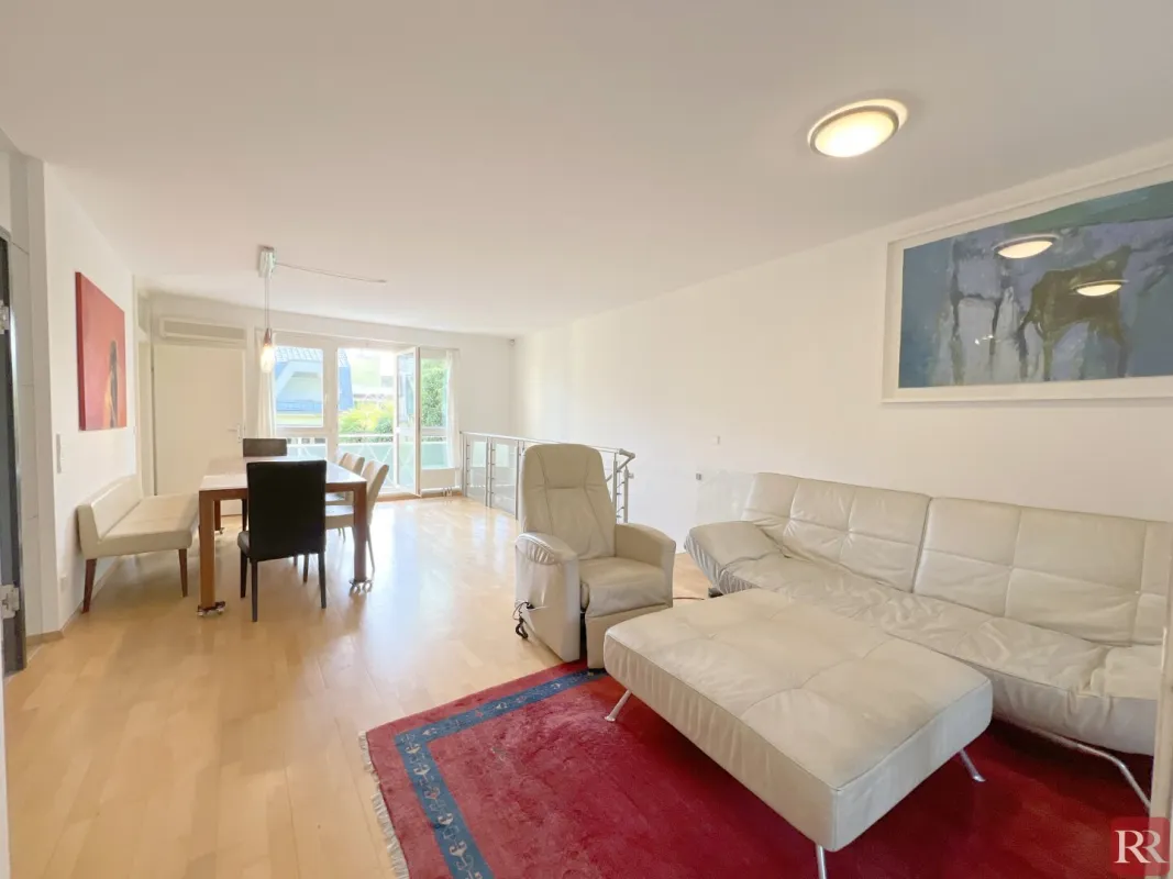 Schöne Maisonette-Wohnung in ruhiger Lage - Bild 1