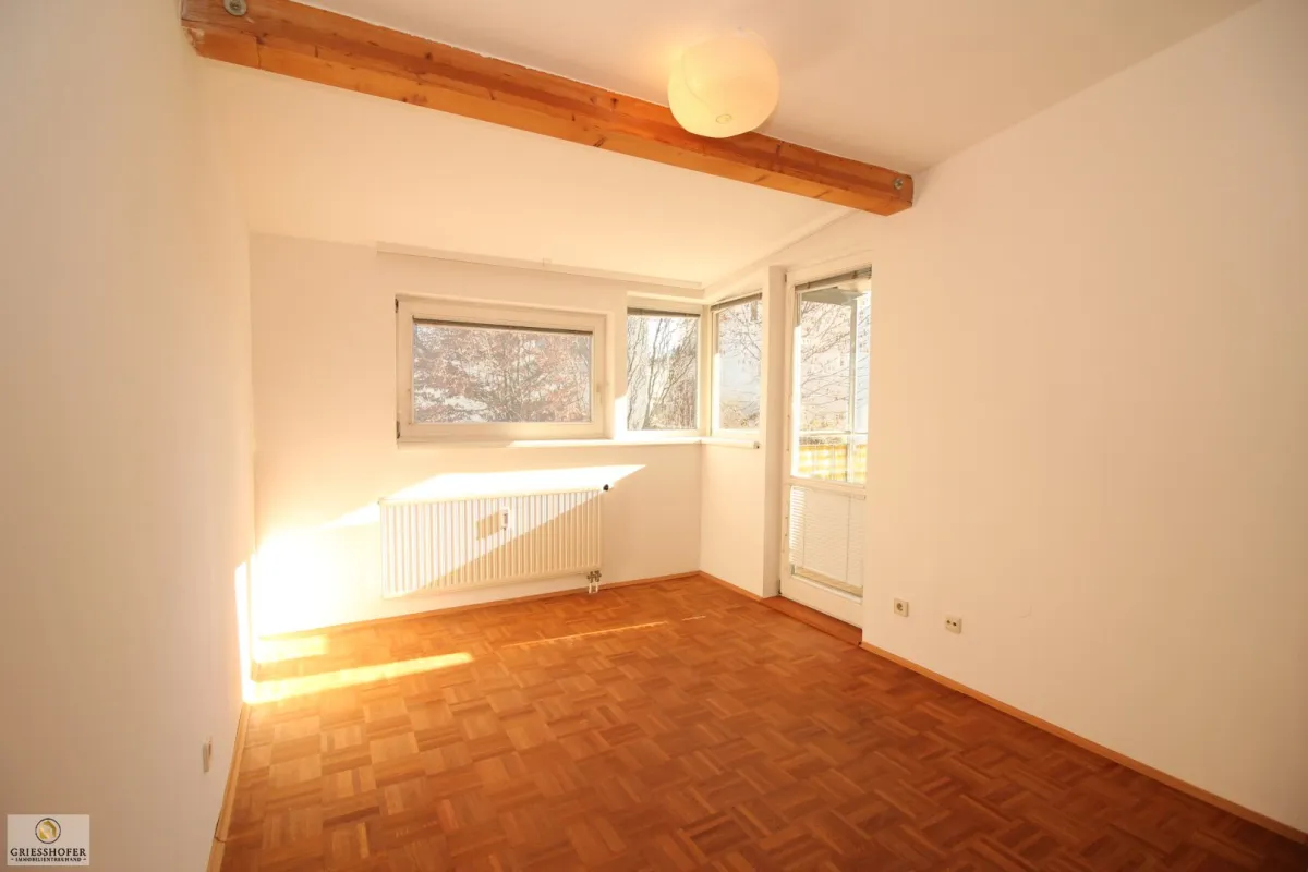 Ein echtes Raumwunder mit Charme – 3 Zimmer, 2 Balkone & Tiefgarage! - Bild 1