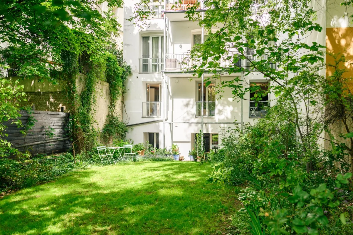 URBAN OASIS: EINZIGARTIGER TOWNHOUSE STYLE MIT 240M² PRIVATEM GARTEN - Bild 1