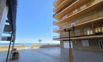 70 m2 + Terrasse, drei Zimmer Apartment, erste Reihe Meerblick in Arenals del Sol (7 km vom Flughafen Alicante)