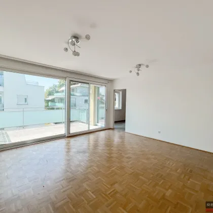 Helle 3-Zimmer-Wohnung mit zwei Balkonen in ruhiger Lage - Bild 2