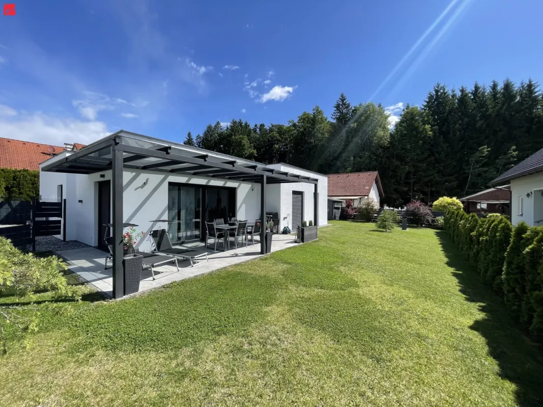 Traumhafter Bungalow mit überhohen Räumen - Bild 1
