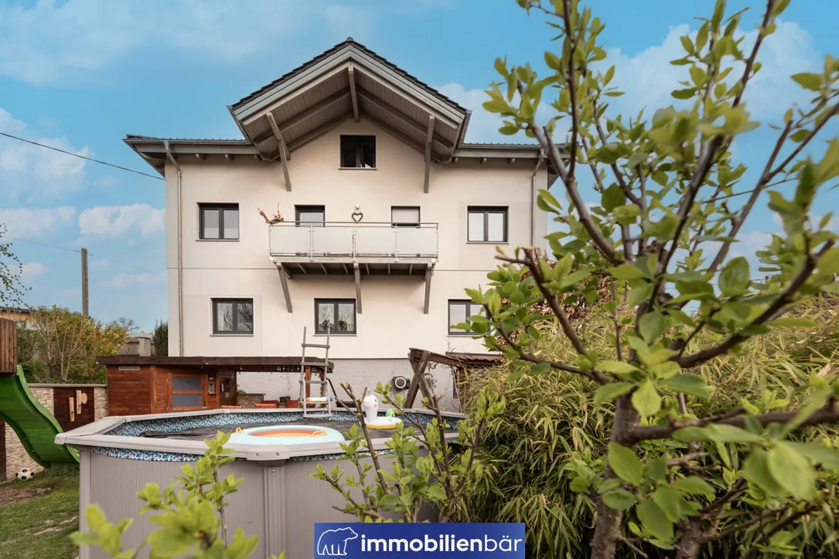 Zwei-Generationen-Haus mit Gemütlichkeit und Charme - Bild 1