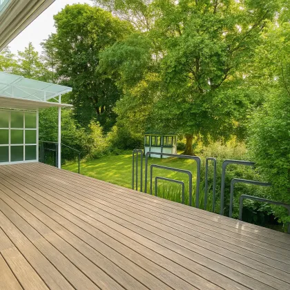 CHARMANTE VILLA - ca. 643m² Grund - ca. 371m² NFL - 9 Zimmer - Balkon - Dachterrasse - Großer Garten - Sauna - Ruhelage - Garage - Bild 3