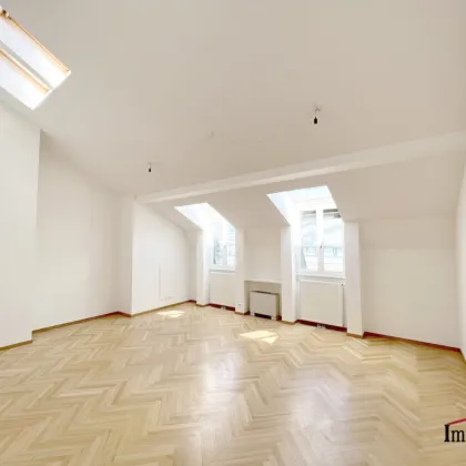 Im Herzen des 1. Wiener Gemeindebezirks - 3-Zimmer-Dachgeschosswohnung mit Klimaanlage und Balkon! - Bild 2