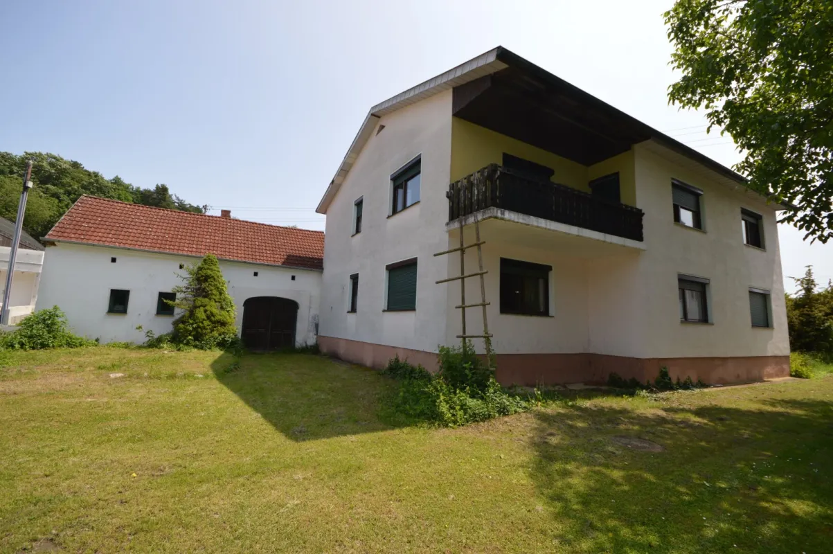 Geräumiges Einfamilienhaus in Drumling: 220m² mit Balkon, 8 Zimmer und viel Komfort! - Bild 1