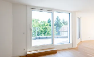 Gartenseitige Dachgeschoß-Wohnung mit Terrasse - ERSTBEZUG !