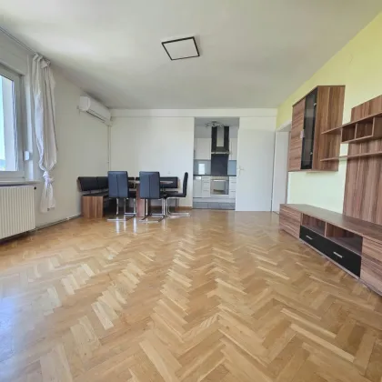 Lichtdurchflutete Pärchenwohnung mit Klimaanlage! - Bild 2