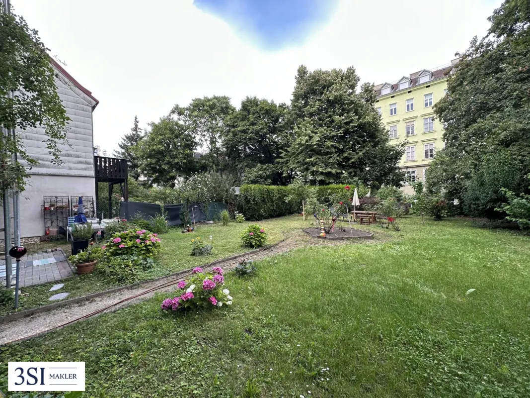 Teilsanierte 2-Zimmer-Altbauwohnung im Herzen des 7. Bezirks – in Top-Lage direkt bei der Burggasse - Bild 1