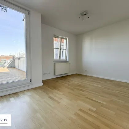 Traumblick! Urbanes Wohnen– 1,5-Zimmer-Juwel im 7. Bezirk mit riesiger Dachterrasse - Bild 3