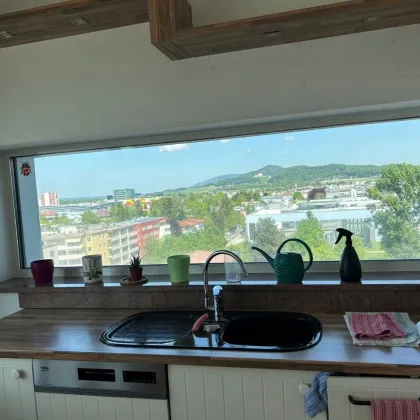 Neuwertige Penthouse-Wohnung im obersten Geschoß mit Rund-um-Blick über die Stadt Salzburg ! - Bild 3