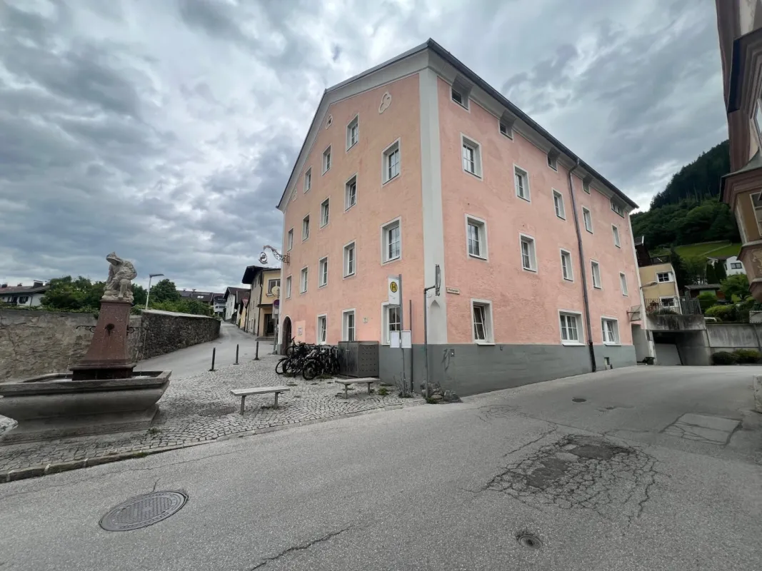 Anlegerobjekt Schwaz: 2 x 4 - Zimmerwohnung in guter Lage Schwaz - Gesamt über 200m² - Bild 1
