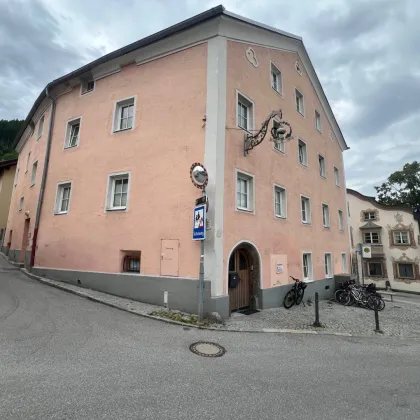Anlegerobjekt Schwaz: 2 x 4 - Zimmerwohnung in guter Lage Schwaz - Gesamt über 200m² - Bild 2