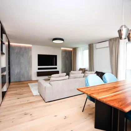 Exklusives Wohnen in Grünruhelage – Stilvolle Luxuswohnung in hochwertigster Ausstattung mit Balkon in 1110 Wien (Kaiser-Ebersdorf) optionale Tiefgarage - Bild 2