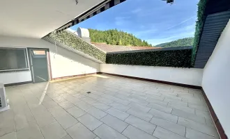 Attraktive 3-Zimmer-Wohnung mit Dachterrasse, Klimaanlage & separater Küche