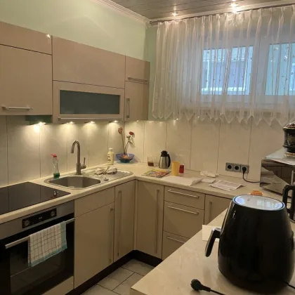 Traumwohnung mit Balkon, nagelneuer Küche & Top-Lage! - Bild 2