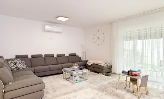Exklusives Einfamilienhaus: Ehemaliges Eigenheim vom Bauträger mit hochwertiger Ausstattung und bewohnbarem Keller I Voll klimatisiert