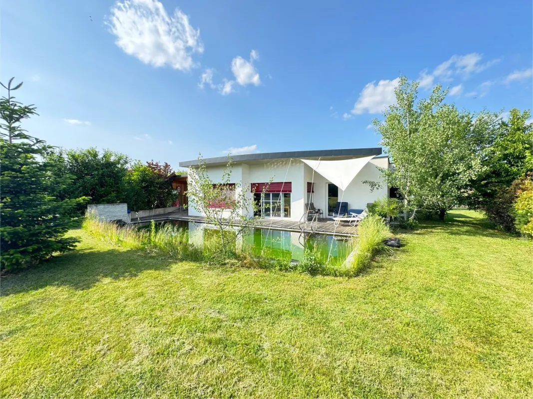BOCKSDORF  Bungalow mit Pool in sonniger und ruhiger Lage. - Bild 1
