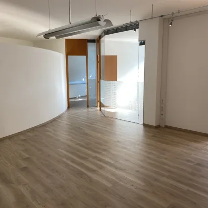 Sonnig, freundliches 6 Zimmer-Büro in top Lage! Provisionsfrei! - Bild 3