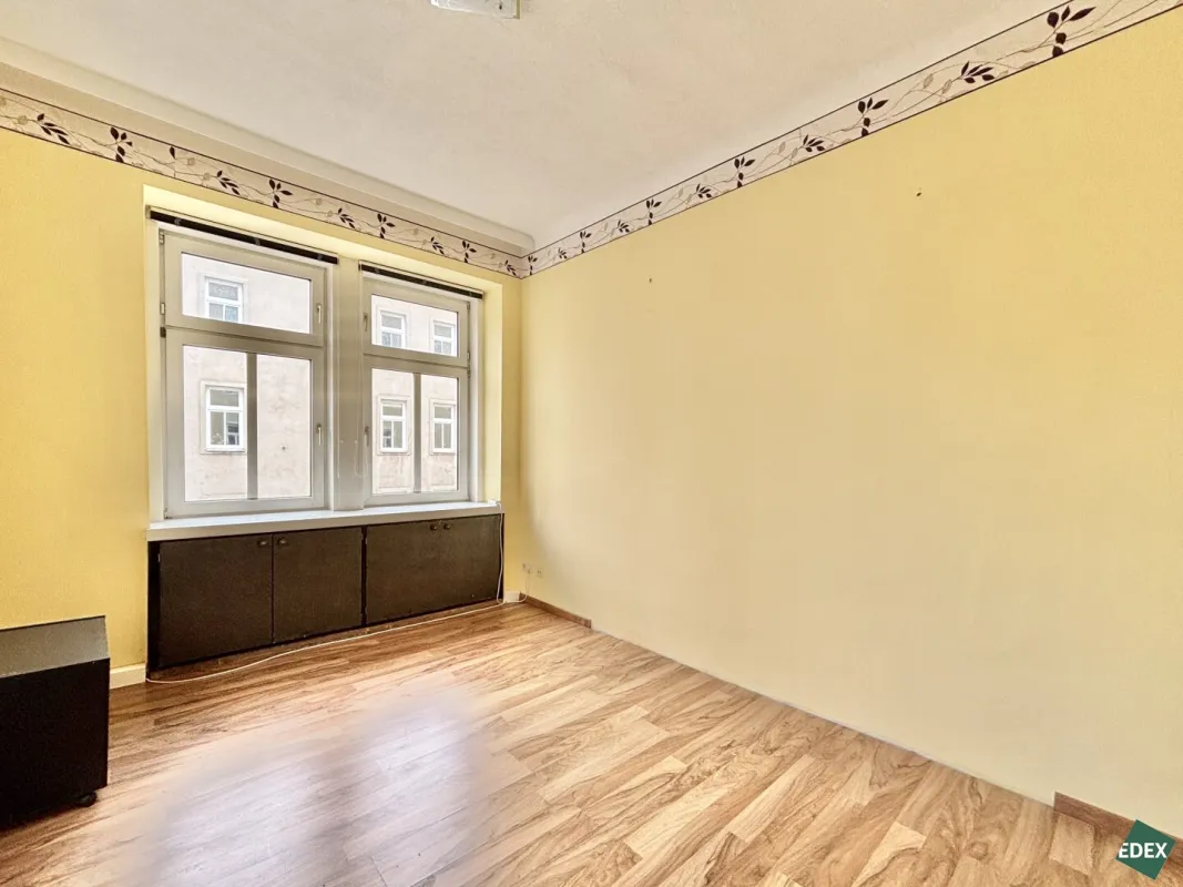 Platz für Neues: 5-Zimmer-Wohnung mit Charme und Gestaltungsfreiheit - Bild 1