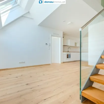 2-Zimmer-Dachgeschoßmaisonette in ruhiger Top Lage mit West-Balkon und Lift - zentrumsnah DG Top 7 - Bild 2