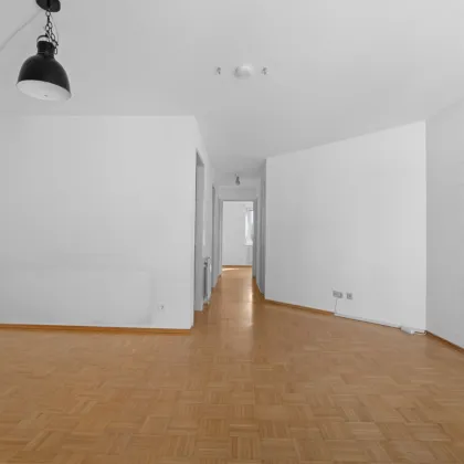 3-Zimmer Wohnung in sehr guter Lage in Bregenz: Gepflegt, mit Loggia und Stellplatz! - Bild 2
