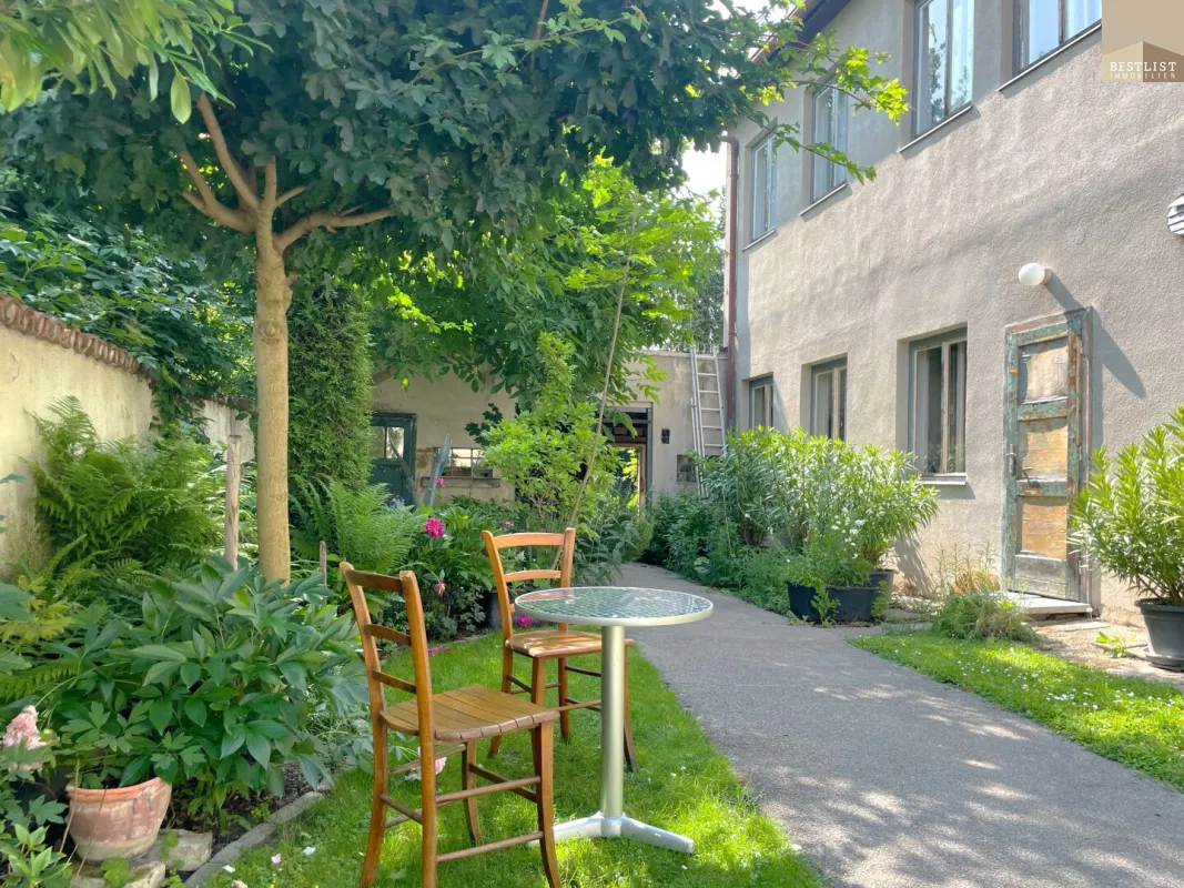 Haus mit Innenhof - Leesdorf - Bild 1