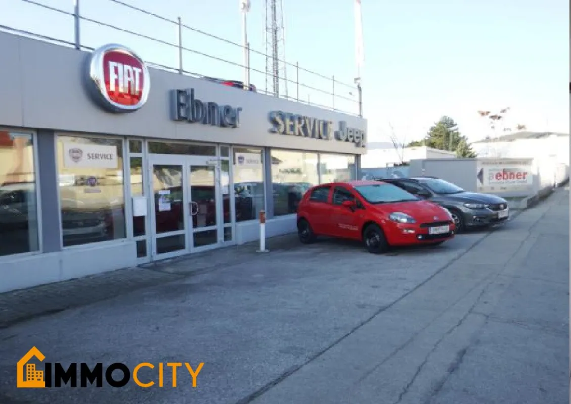 Attraktives Autohaus mit großem Schauraum und Stellflächen – ca. 910 m², Baden - Bild 1