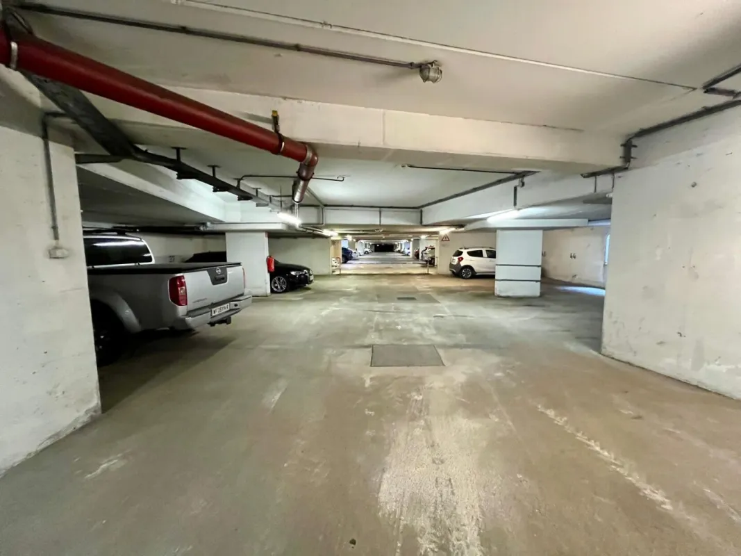 Tiefgaragenstellplatz in gefragter Lage – ideales Investment mit ca. 6 % Rendite - Bild 1