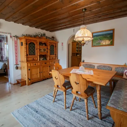 Wohnen mit Herz: Landhaus mit Bilderbuchgarten im südlichen Waldviertel - Bild 3