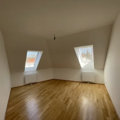 SANIERTER TOP-ZUSTAND - 3 ZIMMER-WOHNUNG IN RUHELAGE! - Bild 2