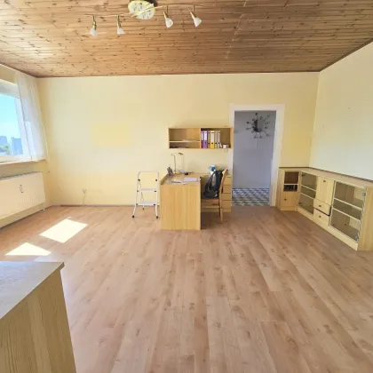 Über den Dächern von Graz - Preiswerte, gut aufgeteilte, sonnendurchflutete Wohnung sucht neue Besitzer! - Bild 2