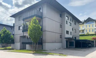 NEUWERTIGE GARCONNIERE MIT SCHLAFNISCHE UND BALKON!