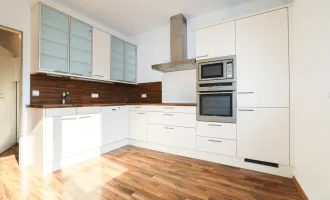 I NEUBAU I MODERNE KÜCHE I DUSCHE I HAUSTIERE WILLKOMMEN I NAHE SCHLOSS EGGENBERG I 1. OG MIT LIFT I LICHTDURCHFLIUTET & SEHR RUHIG I AB SOFORT I WEST-BALKON