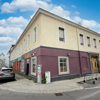 Bestandsfreies Zinshaus in Wiener Neustadt – Sanierungsobjekt mit Renditepotenzial und Bebauungsstudie - Bild 3