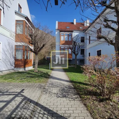 2 Zimmer - Dachgeschosswohnung mit Parkplatz am Fuße Bisambergs! - Bild 2