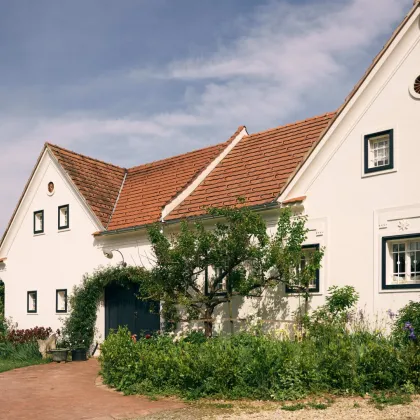 VIERKANTHOF MIT WILDGEHEGE VOR DER HAUSTÜRE! Bad Loipersdorf: Wo Natur, Geschichte und Exklusivität aufeinandertreffen - Bild 3