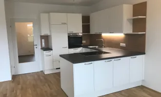 Neuwertige 3-Zi.-Wohnung in zentraler Lage in Eugendorf