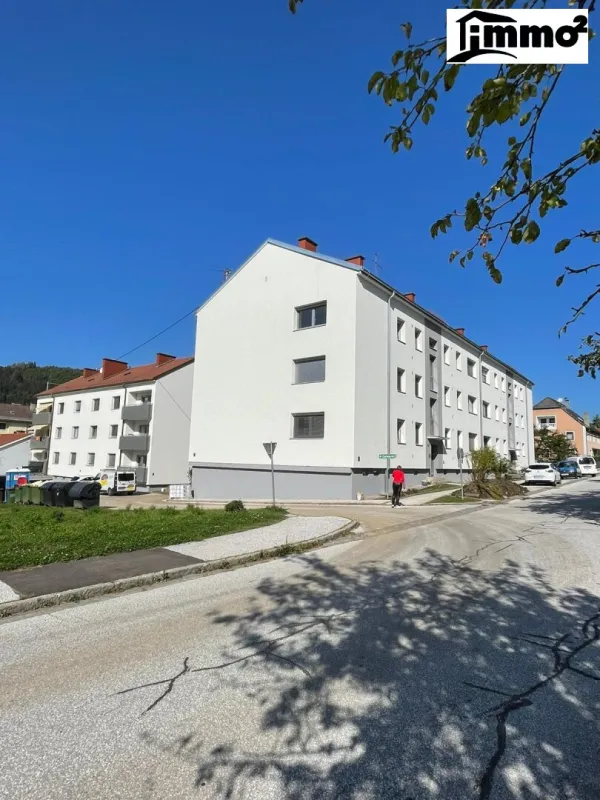 Sanierte Eigentumswohnung zum Top Preis ! - Bild 1