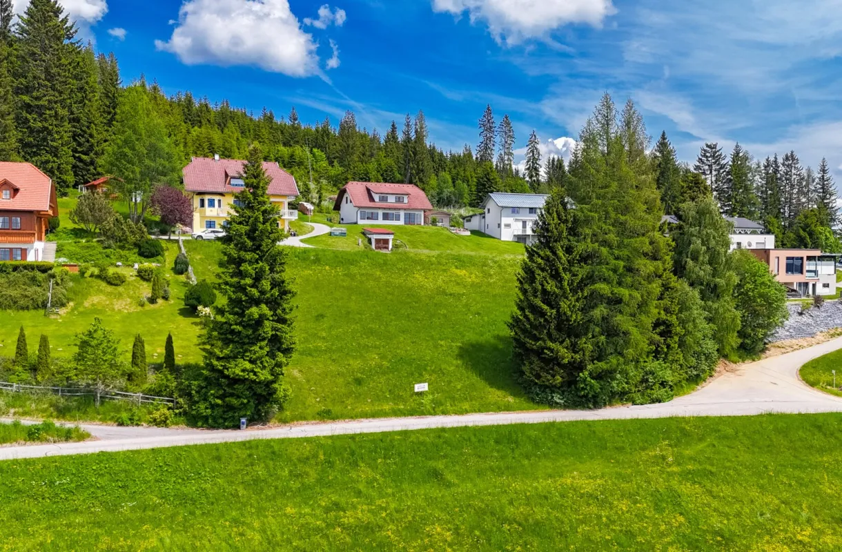 „Panorama-Grund“ mit atemberaubendem Blick im Sonnenort Diex - Bild 1