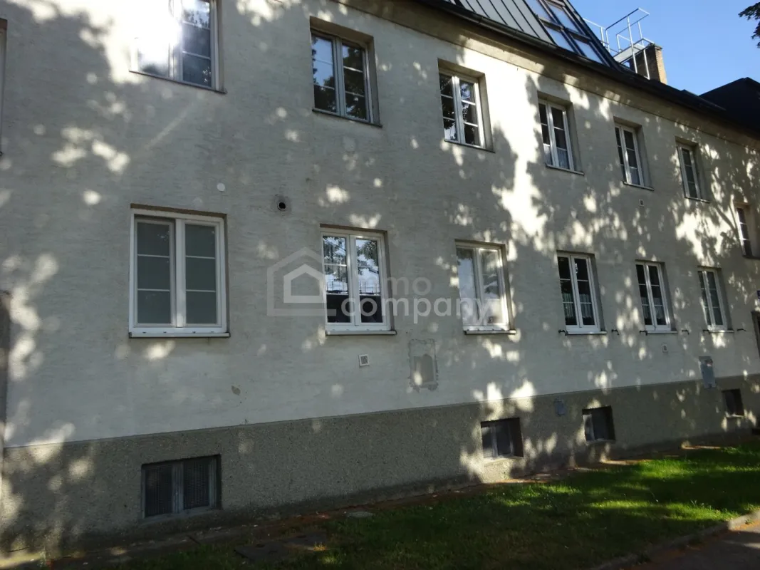 Attraktives Zinshaus in Stockerau – Renditeobjekt- 436m² Nutzfläche plus 605m² Gärten! - Bild 1