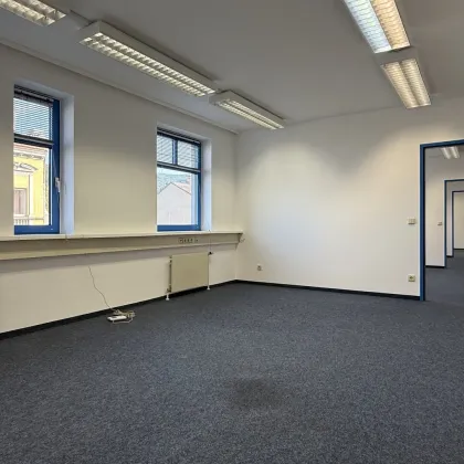 Arbeiten am Puls von Weidling – Büro mit bester Anbindung und viel Tageslicht! - Bild 2